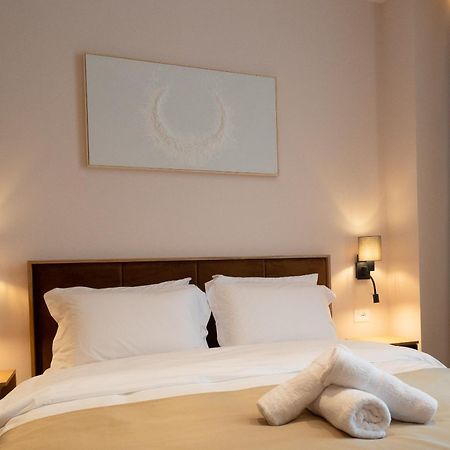 Hotel Boutique Jera Tirana Bagian luar foto