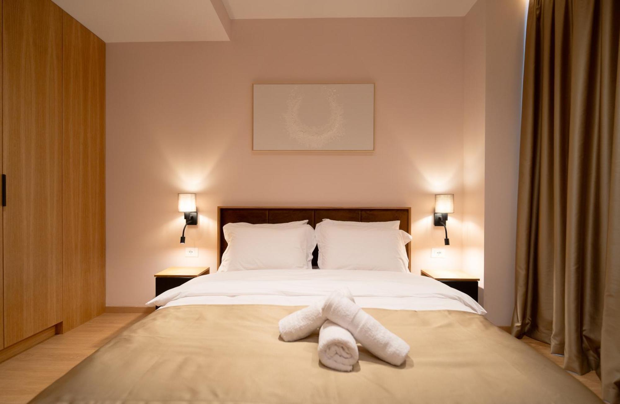 Hotel Boutique Jera Tirana Bagian luar foto