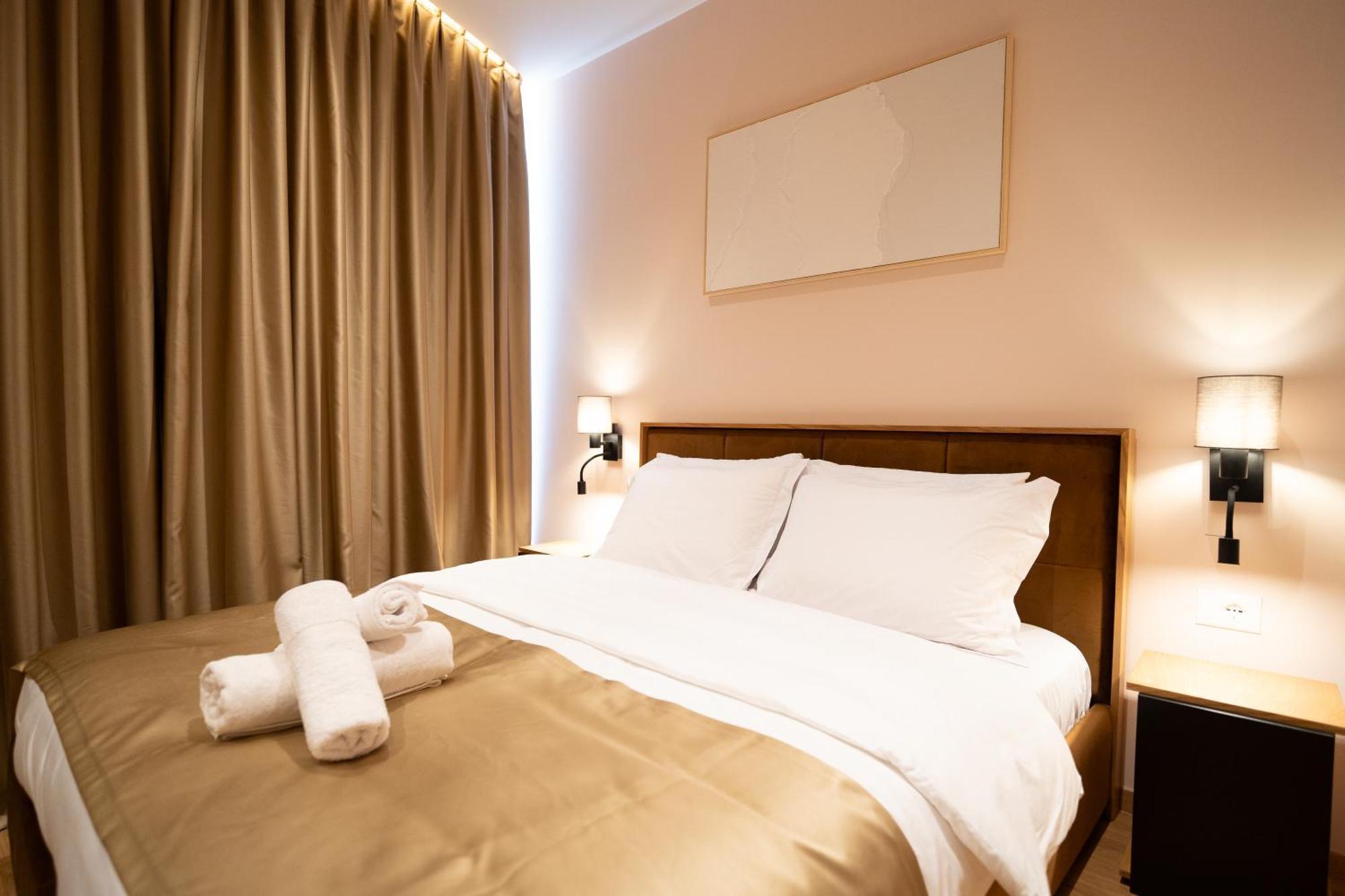 Hotel Boutique Jera Tirana Bagian luar foto
