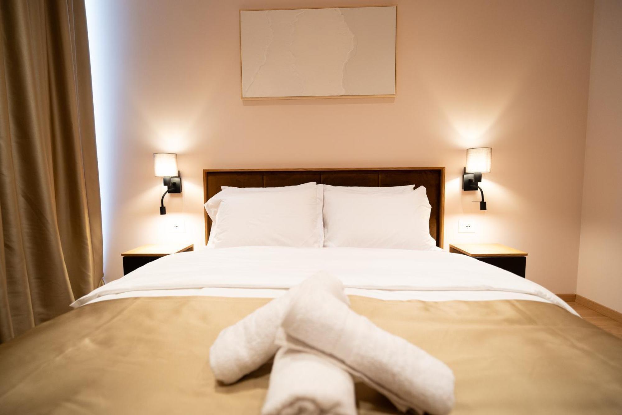 Hotel Boutique Jera Tirana Bagian luar foto