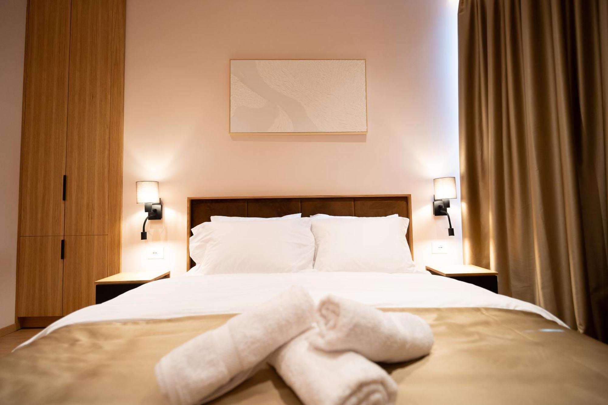 Hotel Boutique Jera Tirana Bagian luar foto