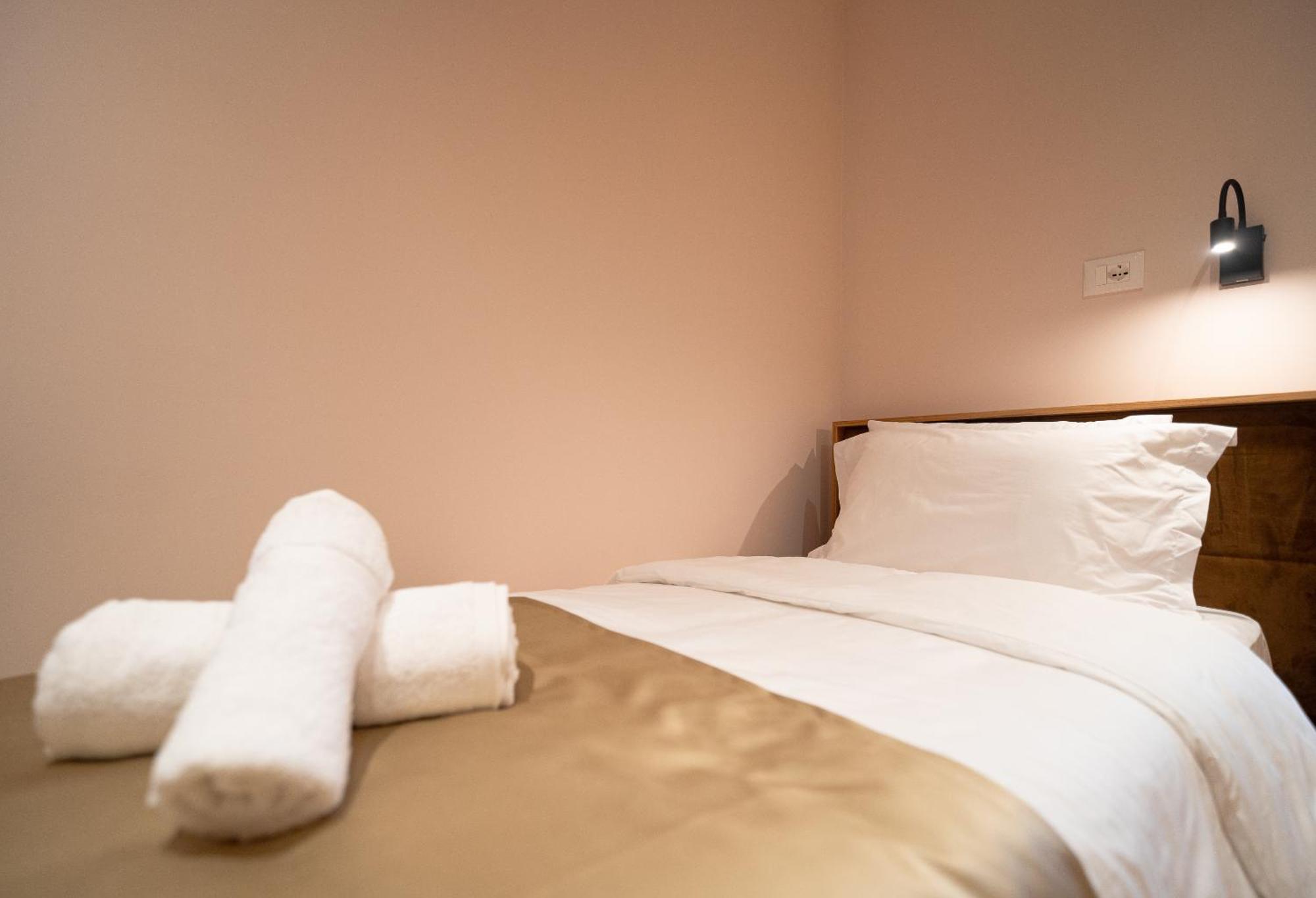 Hotel Boutique Jera Tirana Bagian luar foto