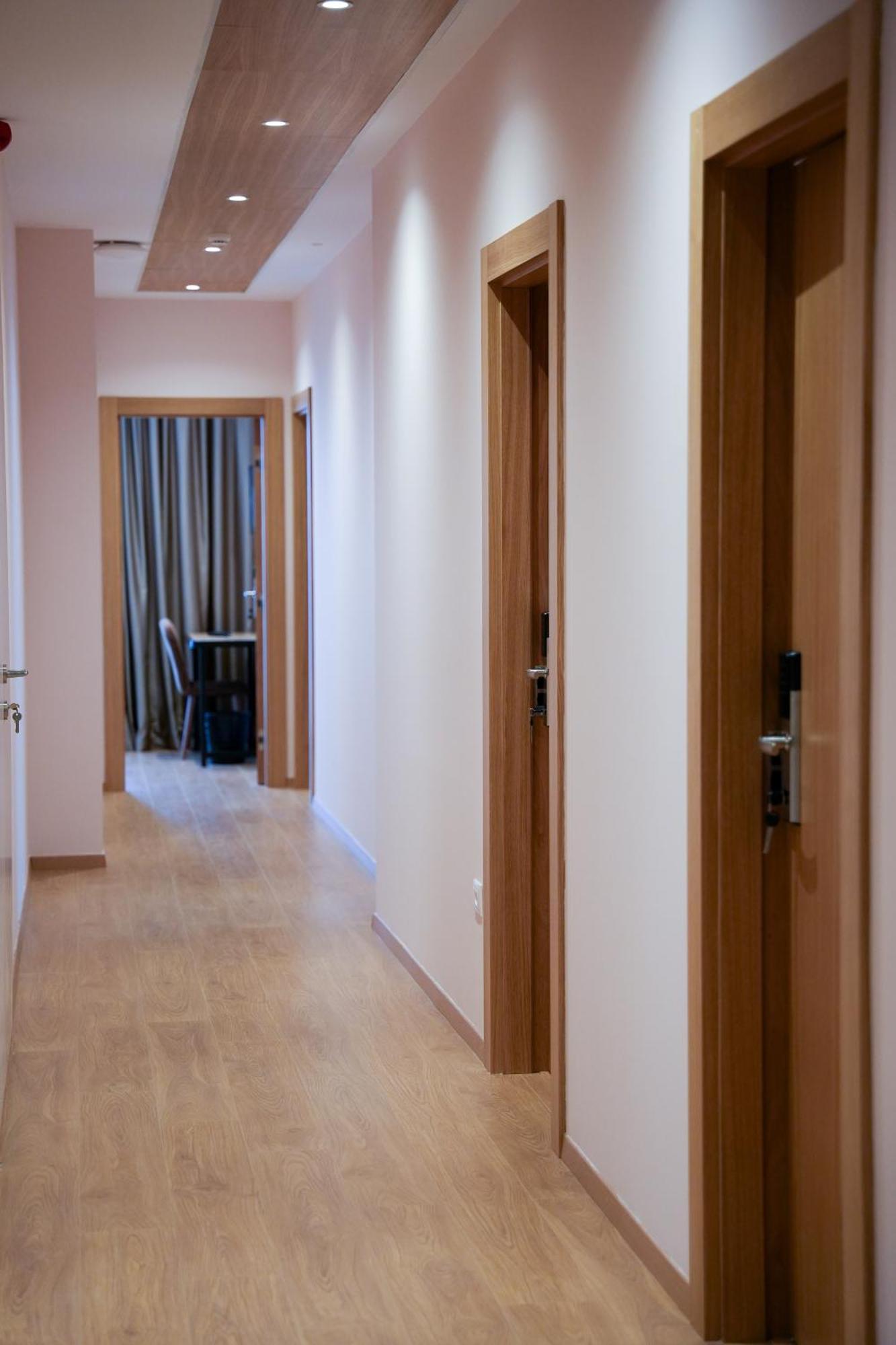 Hotel Boutique Jera Tirana Bagian luar foto